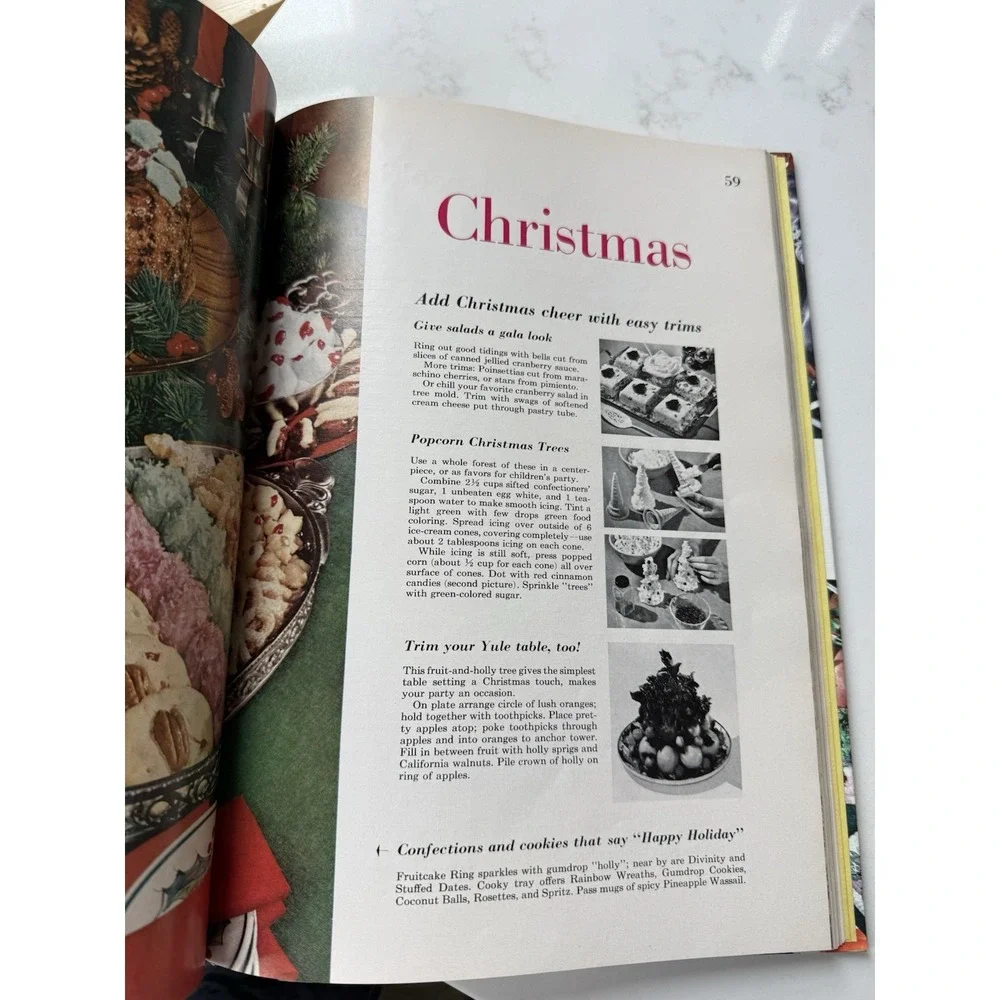 Vintage 1968 Better Homes and Garden Holiday Cookbook. Special Occasions